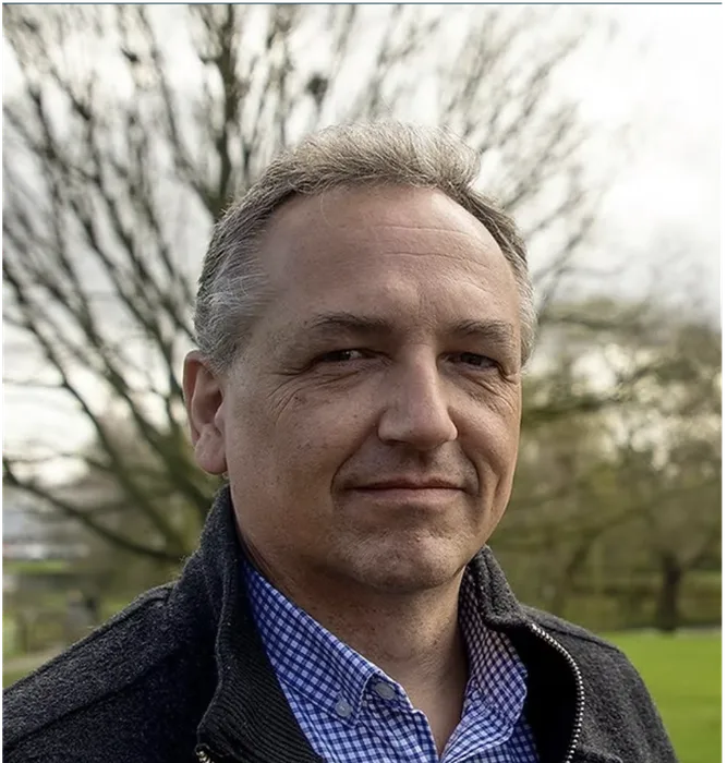 Professor Karl Behrendt
